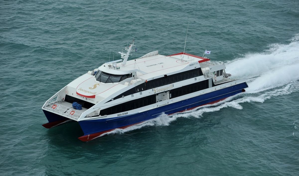 40m Fast Crew Boat